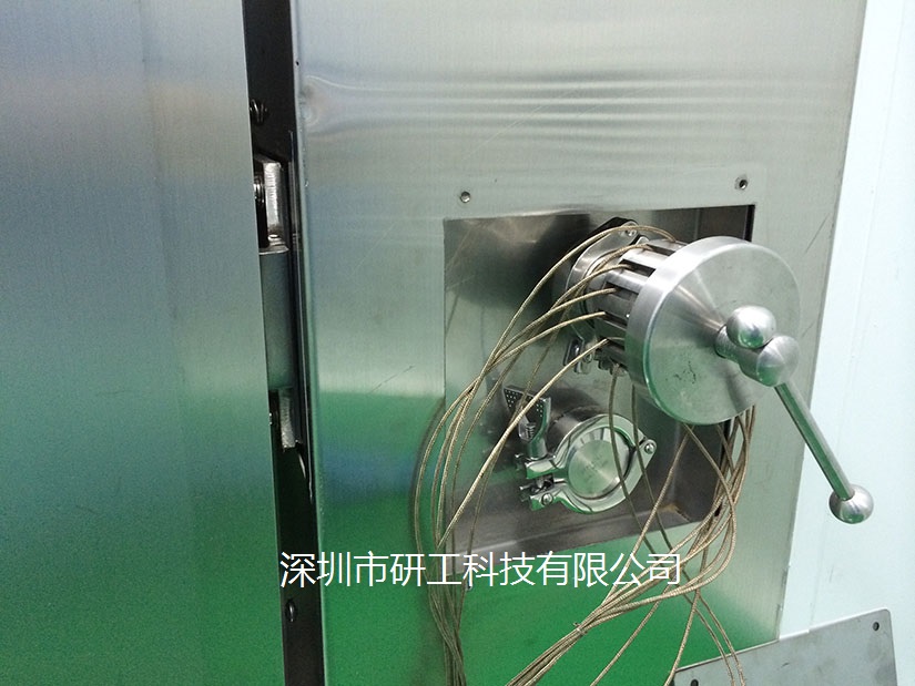 干熱烘箱溫度驗(yàn)證現(xiàn)場(chǎng)圖4 